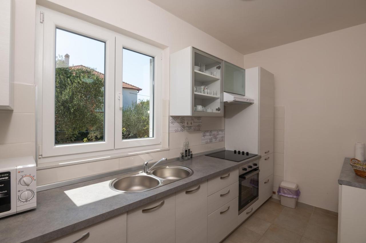 Modern Edda - Quiet Area - Close To Old Town And Beaches Appartement Zadar