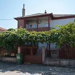 Modern Apartment Edda - Quiet Area - Close To Old Town And Beaches